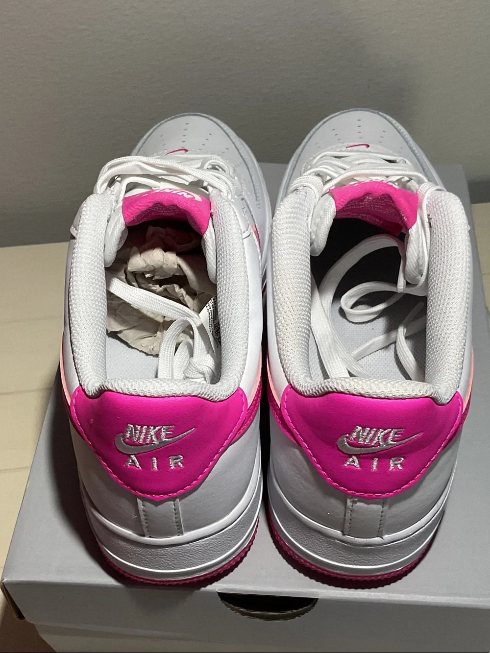 Nike Air Force 1 Men 7, Women 9, EUR 40